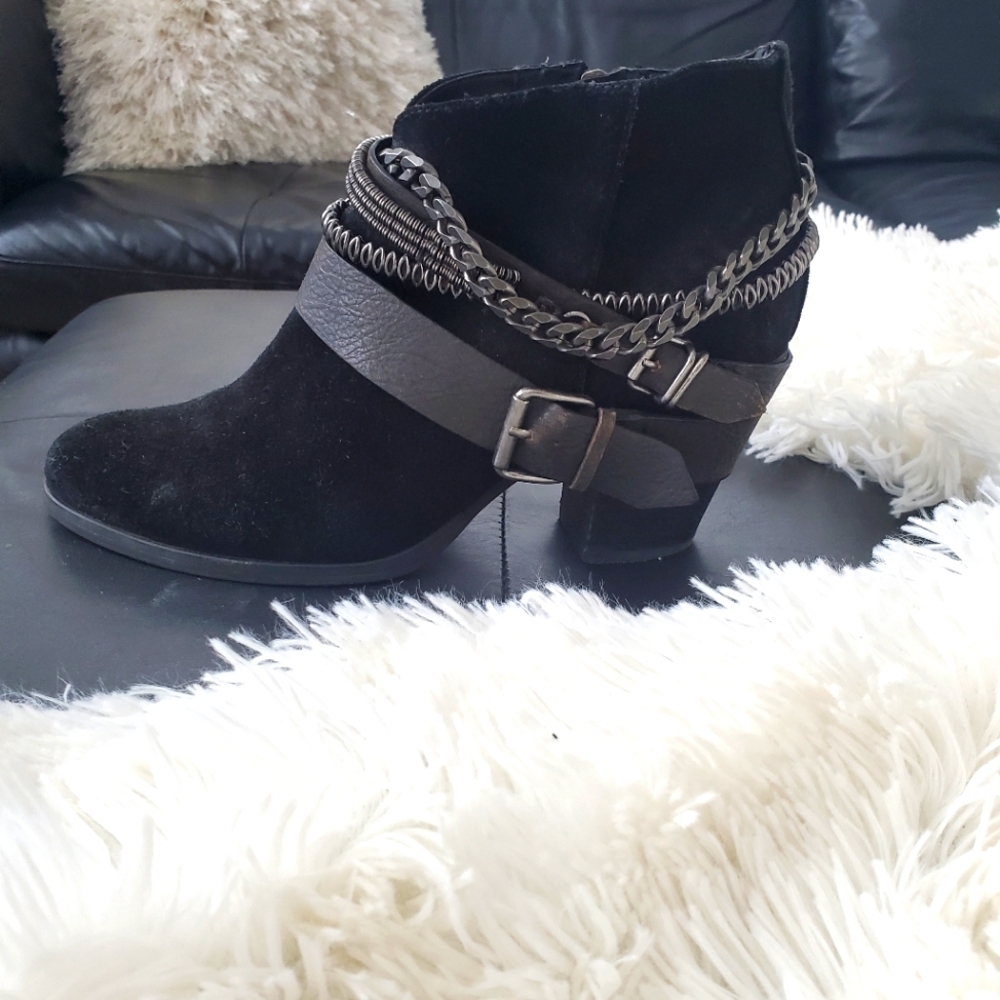 TROUVÉ boots.  Black suede with leather straps & chain details. Size 8.5